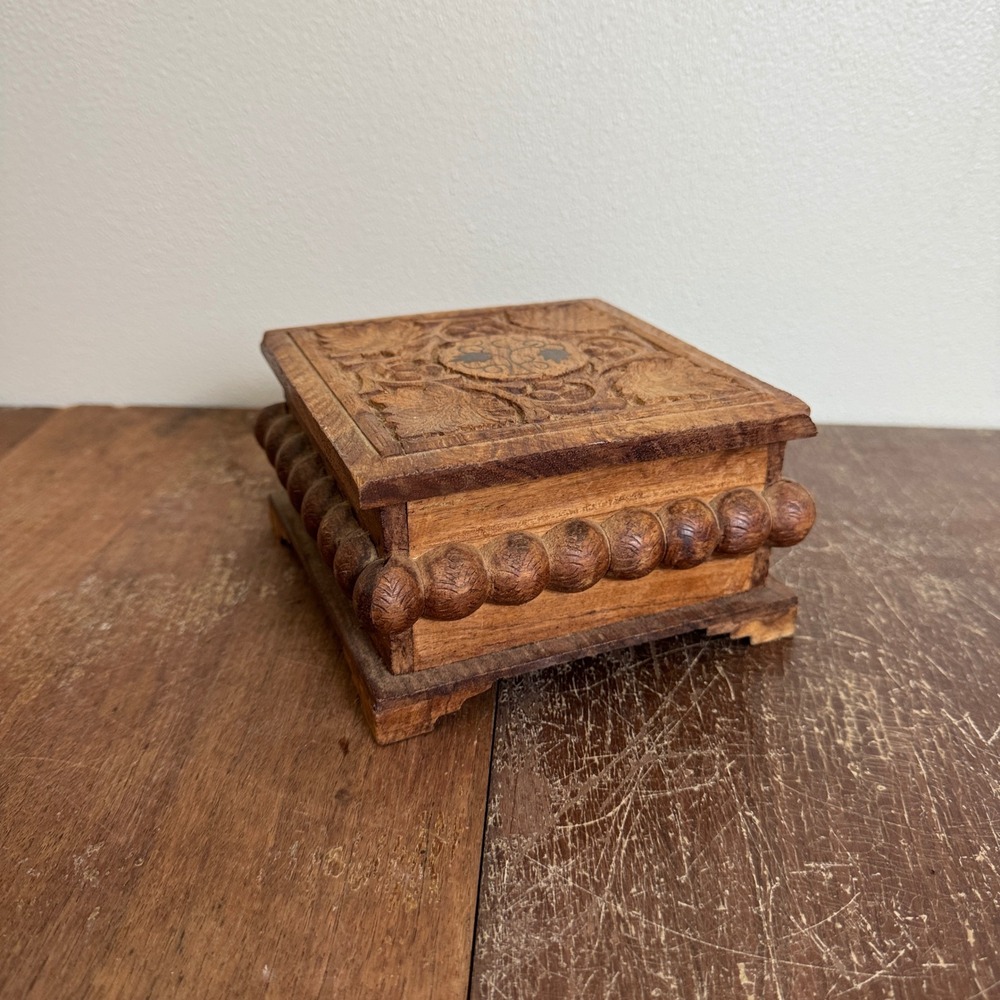 Vintage Solid Wood‎ Carved Jewelry Trinket Box Made in India